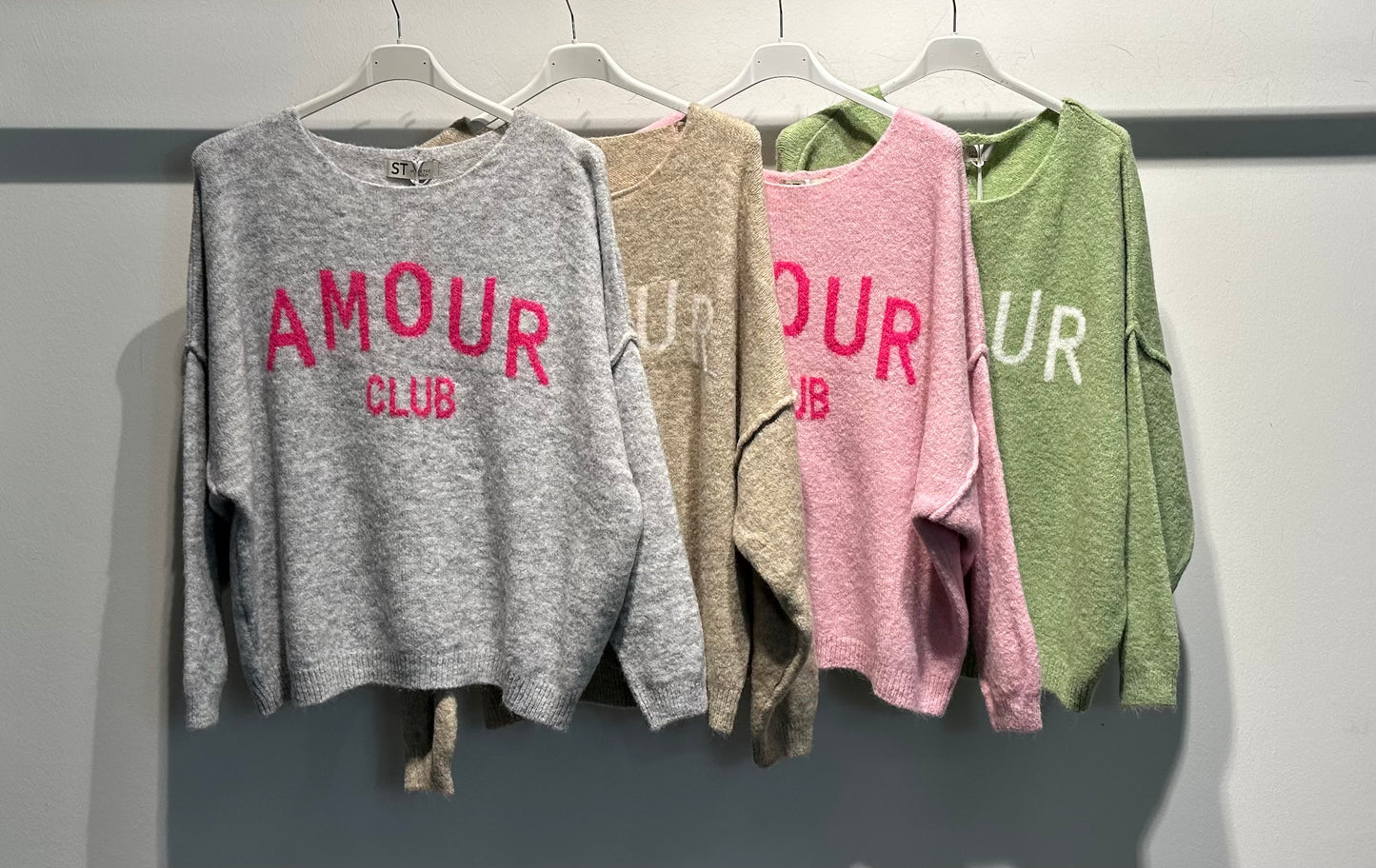 Pullover "Amour Club" mit Naht