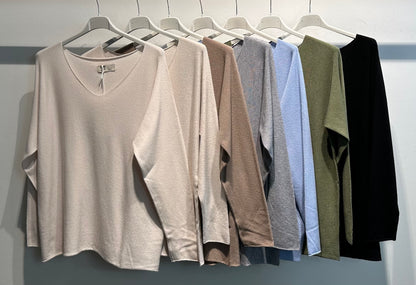 Slim V-neck sweater